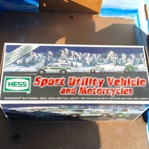 Hess  SUV& Motorcycle (new)